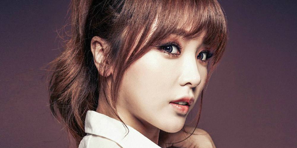 Hong Jin Young tiết lộ một người nổi tiếng đã cố gắng để có được tình cảm với cô ấy