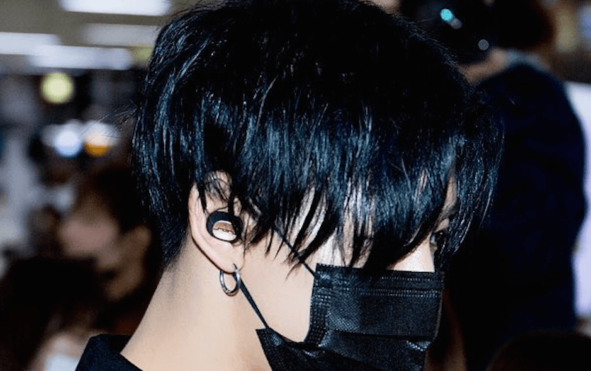 BamBam (GOT7) được bắt gặp với mái tóc đen tại Thái Lan