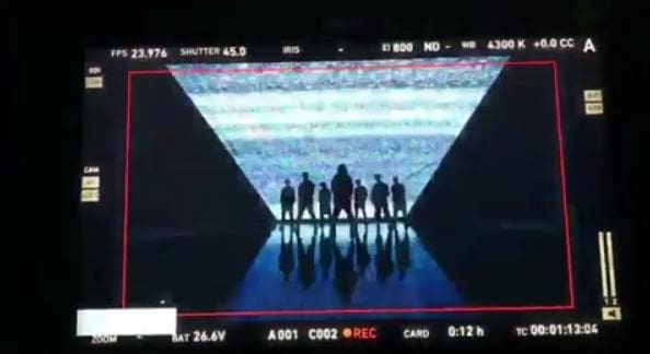 Yang Hyun Suk lần đầu tiên khen ngợi MV comeback của iKON