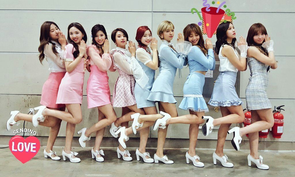 TWICE xác nhận sẽ chính thức trở lại vào tháng 5