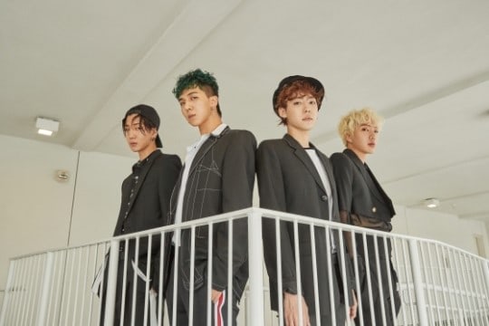 WINNER giữ vững vị trí top 3 bảng xếp hạng âm nhạc Billboard với “Really Really”