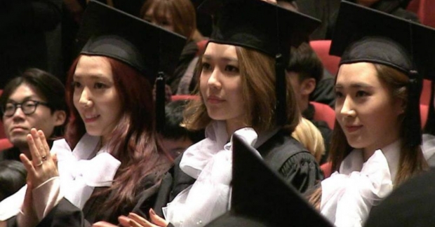 C&aacute;c thần tượng Kpop th&iacute;ch học chuy&ecirc;n ng&agrave;nh g&igrave;?