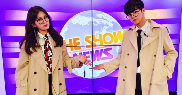 Jeon Somi v&agrave; Wooshin (UP10TION) sẽ th&ocirc;i l&agrave;m MC của "The Show"