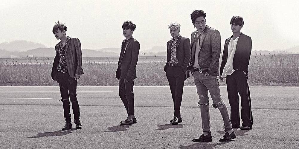 Album kỷ niệm 20 năm của Sechskies đứng hạng #1 trên iTunes