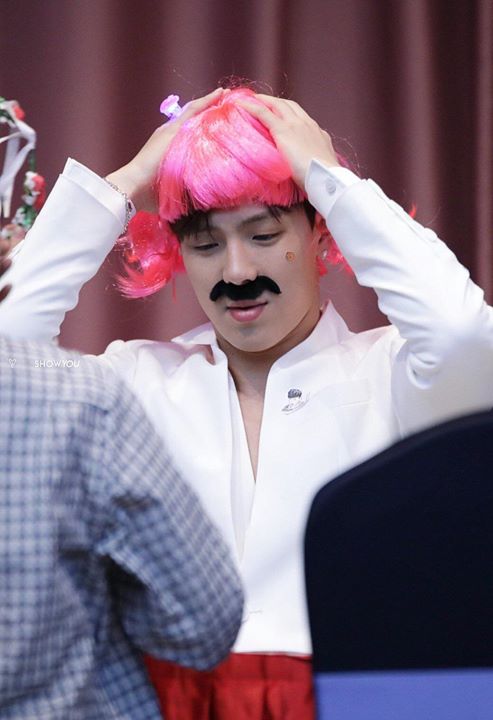 MONSTA X Shownu tại fansign: “Sao em lại làm thế với anh” ㅋㅋㅋㅋㅋㅋㅋㅋㅋㅋ