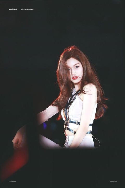 theqoo: Visual đỉnh cao của Fantagio cứ hai năm lại được sinh ra một lần 