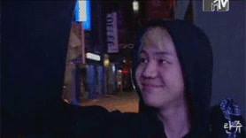 Pann: Idol thay đổi biểu cảm chỉ trong vòng 0.1 giây  ㄷㄷㄷㄷㄷ 