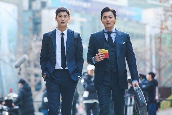 Bài báo: Những cảnh cut của Jang Dong Gun và Park Hyungsik trong Suits