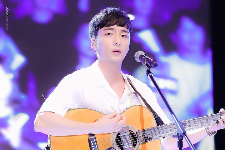 ROY KIM ĐƯỢC XÁC ĐỊNH LÀ NGƯỜI NỔI TIẾNG “KIM” TRONG CHATROOM CỦA JUNG JOON YOUNG