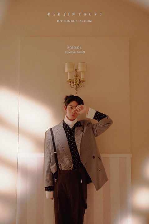 BAE JINYOUNG thông báo phát hành single album đầu tay vào tháng 4 trước thềm debut của C9BOYZ