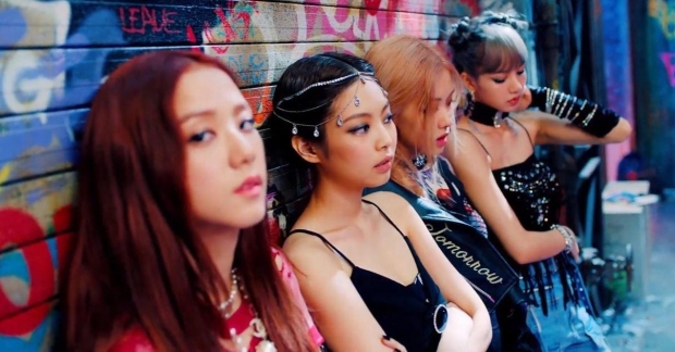 Black Pink trở lại cực hoành tráng với "Kill This Love", bùng nổ từ âm nhạc đến phong cách