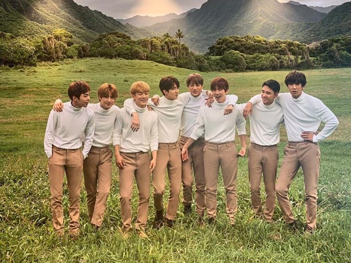 Theqoo: Bộ ảnh Hawaii của EXO