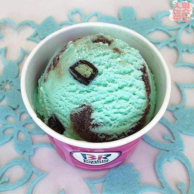 Theqoo: Baskin Robbins ra vị kem mới: Super Chocolate Mint