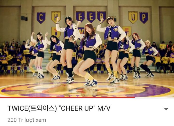 "Cheer Up" trở thành MV thứ hai của TWICE sau "TT" gia nhập hàng ngũ MV K-Pop đạt 200 triệu views cùng PSY và Big Bang. Đây là bản hit từng đạt 11 cúp trên các show âm nhạc, Digital Daesang tại Golden Disc Awards, Song Of The Year tại Melon Music Awards v