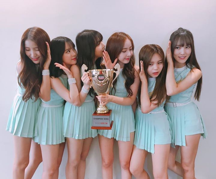 GFRIEND đã thắng cúp Show Champion hôm nay trước EXO "Ko Ko Bop", Red Velvet "Red Flavor", AKMU "Dinosaur" và JJ Project "Tomorrow, Today" 