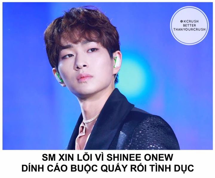 Theo bản tin của kênh truyền hình Channel A, SHINee Onew đã bị cảnh sát điều tra không giam giữ vì cáo buộc động chạm 2 lần vào cơ thể của một người phụ nữ trong độ tuổi 20 trên sân khấu một club ở Gangnam, người phụ nữ đã báo lại sự việc cho 1 người đàn 