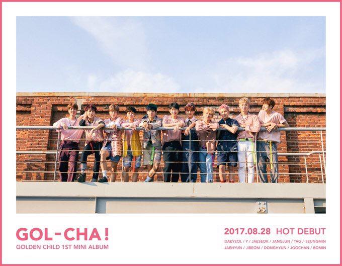 GOLDEN CHILD - tân binh 11 thành viên nhà Woollim ra ảnh concept cho mini album đầu tay "GOL-CHA" phát hành ngày 28/8. INFINITE Sungyeol sẽ là MC cho showcase debut của nhóm. 