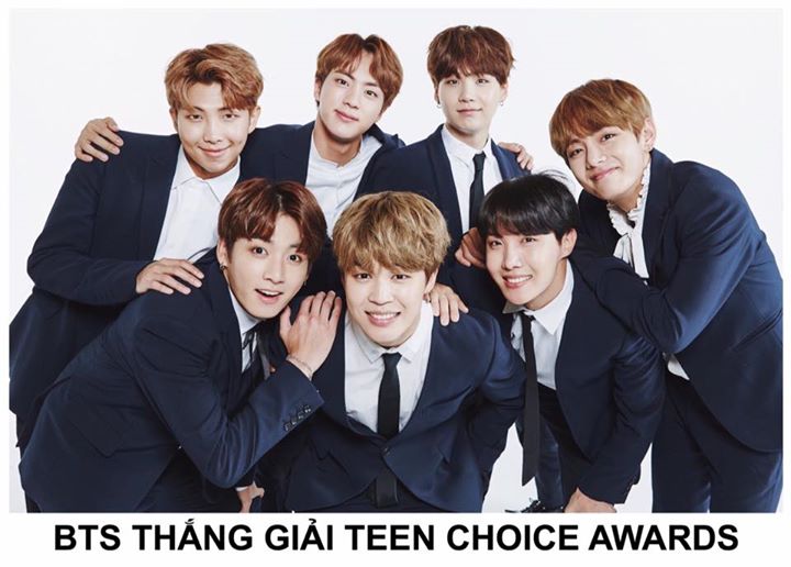 BTS vừa thắng hạng mục Choice International Award trong lễ trao giải Teen Choice Awards được tổ chức ngày hôm nay (13/8) trước các đề cử khác là EXO, MONSTA X, SEVENTEEN, nhóm nhạc Mexico CD9 và nhóm nhạc Mỹ CNCO. BTS là nhóm nhạc K-Pop thứ 2 sau Super Ju