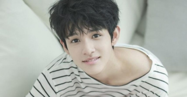 Kim Samuel "gặt hái" được những thành tích đầu tiên trên bảng xếp hạng iTunes với album debut