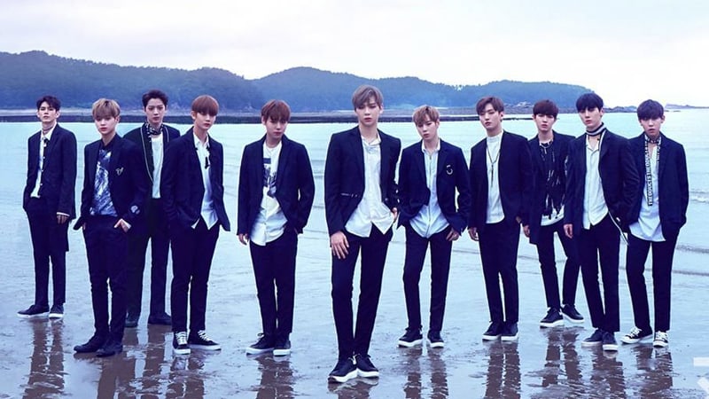 Wanna One càn quét các bảng xếp hạng âm nhạc trực tuyến ngay sau khi phát hành album debut