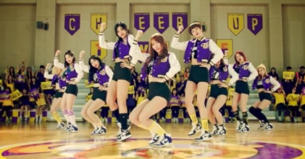 TWICE đã có MV thứ 2 gia nhập câu lạc bộ "200 triệu view" trên Youtube của Kpop