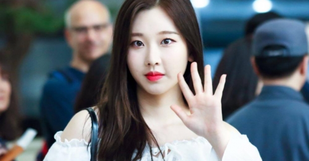 Nayoon xin lỗi vì đã vắng mặt trong các hoạt động của Momoland