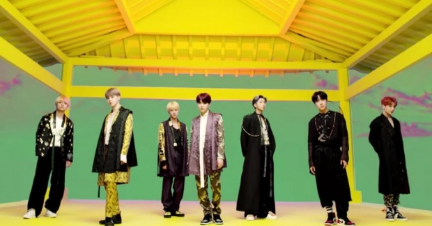 [HOT] BTS tung teaser ca khúc chủ đề "IDOL": Hình tượng công tử đẹp như mơ, tôn vinh giá trị truyền thống và hiện đại của Hàn Quốc 