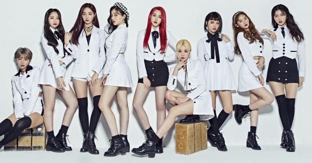 Bên cạnh bộ ba nổi nhất Momoland, hai thành viên tài năng giấu mặt này nên được debut với cương vị solo