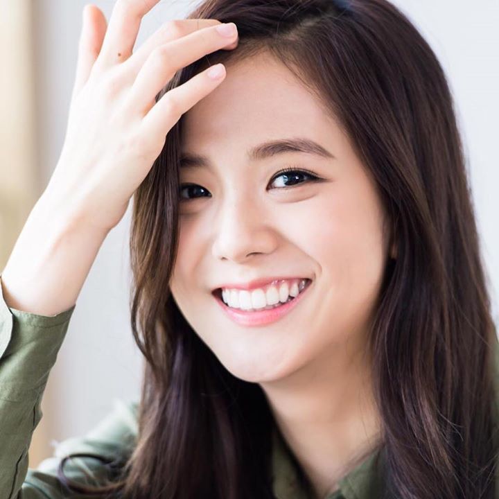 Netizen Hàn tiết lộ câu chuyện pre-debut của BLACKPINK Jisoo