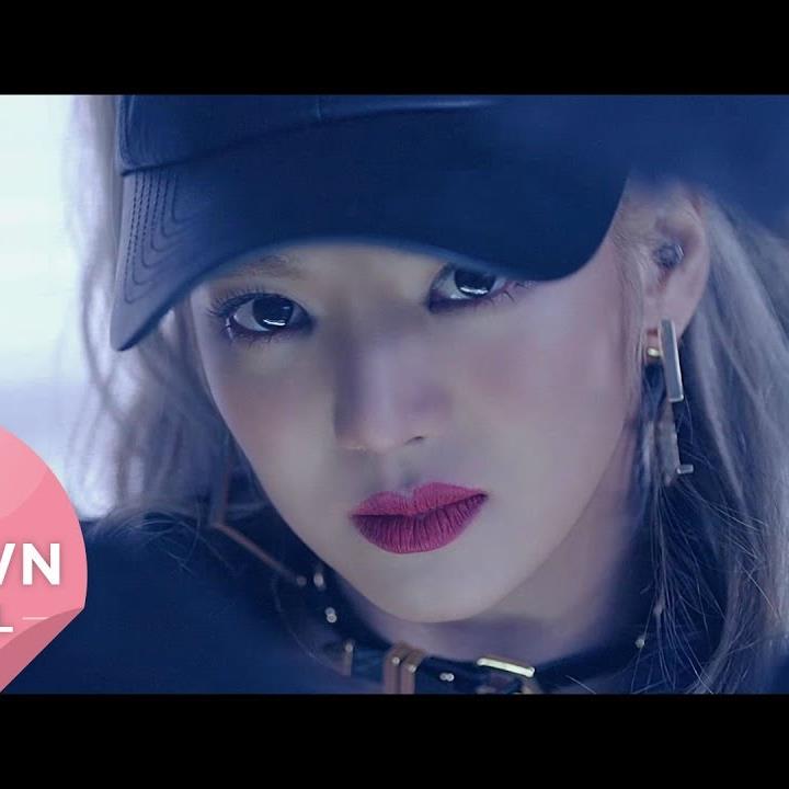 SNSD Hyoyeon debut solo với MV "MYSTERY" 