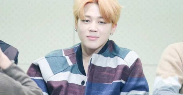 Jimin (BTS) bất ngờ ngã sụp xuống khi hoàn thành màn trình diễn tại Gayo Daechukje 