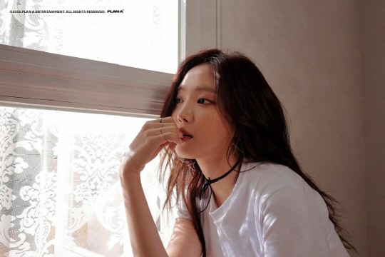 [naver] 'Comeback' Ảnh teaser của Apink Son Naeun vừa phát hành 'ánh nhìn sắc sảo'