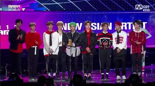 NCT 127 nhận giải New Asian Artist tại MAMA Hồng K&ocirc;ng