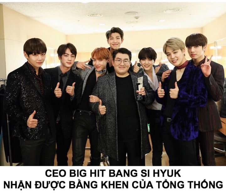 Bộ Văn ho&aacute; Thể thao v&agrave; Du lịch H&agrave;n Quốc sẽ trao tặng bằng khen Tổng thống cho producer của BTS tại Lễ trao giải Korean Contents Awards 2017 diễn ra v&agrave;o ng&agrave;y 5/12 nhờ sự đ&oacute;ng g&oacute;p của &ocirc;ng trong c&ocirc;ng cuộc truyền b&aacute; l&agrave;n s&oacute;ng Hallyu ra to&agrave;n thế giới.