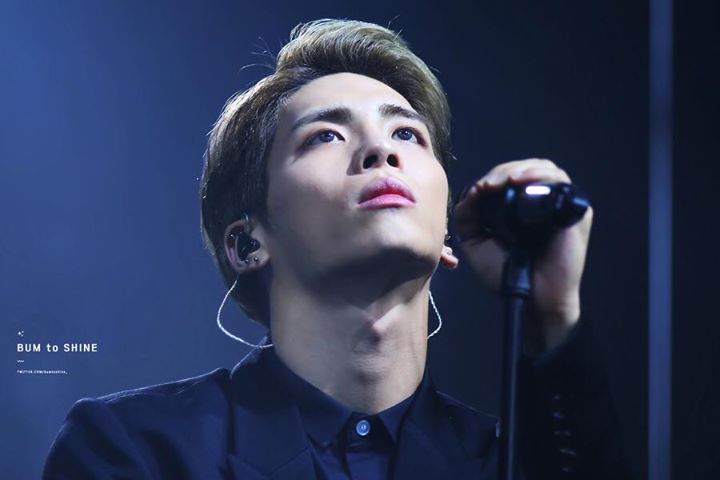 Di thư cuối cùng SHINee Jonghyun nhờ Dear Cloud Nine gửi lại cho mọi người trước khi mất. 