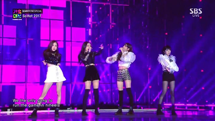 BLACKPINK cover So Hot của Wonder Girls remix bởi The Black Label tại SBS Gayo Daejun