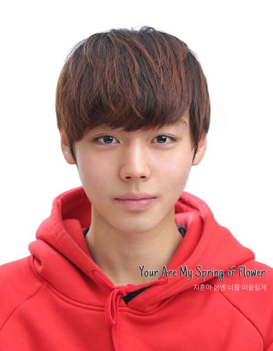 Ảnh thẻ mặt mộc của Wanna One Park Jihoon qua c&aacute;c thời kỳ, minh chứng cho vẻ đẹp trai kh&ocirc;ng đổi