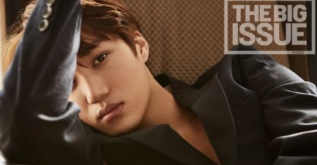 Kai (EXO) chụp ảnh mẫu cho tạp chí không catxe để làm từ thiện