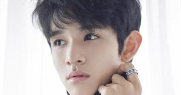 Kim Samuel làm cô gái Ba Lan vui mừng bật khóc trên đường phố 