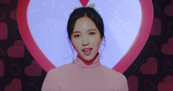 Bạn có soi ra 5 điểm thú vị trong MV mới của TWICE?