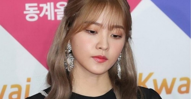 Yeri (Red Velvet) hứng 'mưa chỉ trích' tại SBS Gayo Daejun 2017 vì thái độ