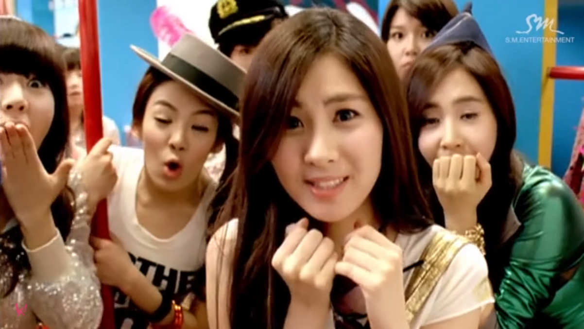 "Gee" của Girls' Generation đã gần tròn 9 năm tuổi