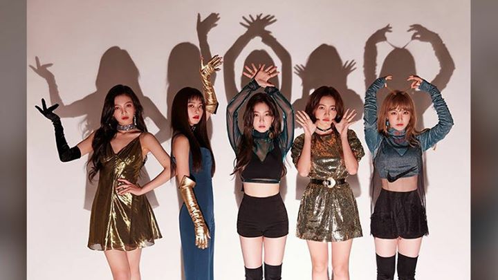 Bài báo: "Ngắn quá rồi!" Fan phản đối trang phục sân khấu quá ngắn của Red Velvet