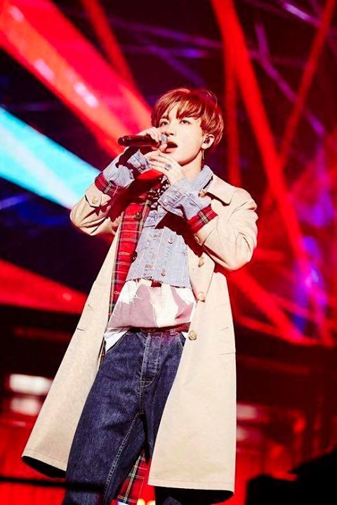 B&agrave;i b&aacute;o: "Kangin &agrave;! Siwon &agrave;", tại "Supershow 7" Leeteuk bật kh&oacute;c khi k&ecirc;u t&ecirc;n c&aacute;c th&agrave;nh vi&ecirc;n 