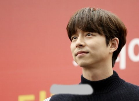 Pann: Gong Yoo xin c&ocirc;ng ch&uacute;ng tha thứ cho khu&ocirc;n mặt đượm buồn của m&igrave;nh ng&agrave;y h&ocirc;m qua  ㅠㅠㅠㅠ
