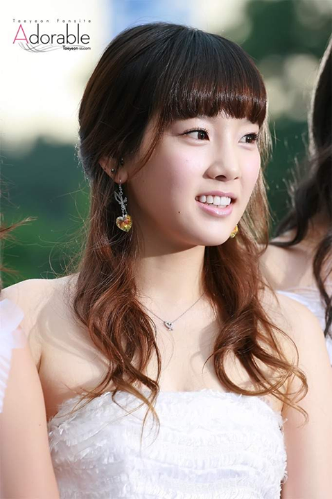 Pann: Loạt gif của Taeyeon thời l&agrave; c&acirc;y h&uacute;t fan