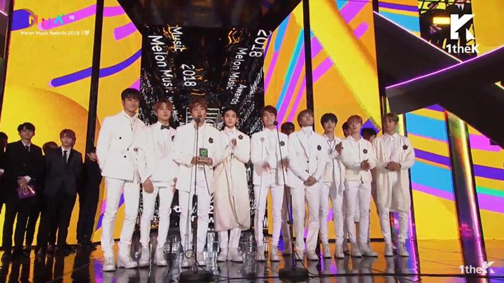 The Boyz thắng giải Tân binh nam Best New Male Artist trước các đối thủ Stray Kids, Yoo Seonho, HAON và VINXEN tại #MelonMusicAwards2018