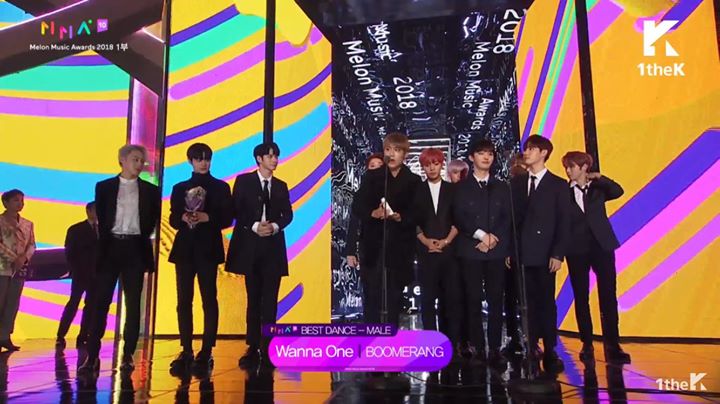 Wanna One “BOOMERANG” thắng giải Best Dance Track Male tại #MelonMusicAwards2018 trước các đề cử gồm EXO-CBX “Blooming Days”, NU'EST W “Dejavu”, SEVENTEEN “Thanks” và Seungri “1, 2, 3”