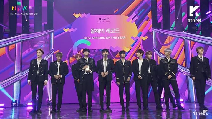 WANNA ONE thắng Daesang Best Record of the Year tại Lễ trao giải #MelonMusicAwards2018