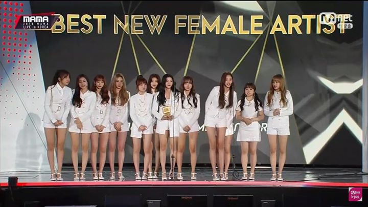 IZ*ONE thắng giải Best New Female Artist tại #MAMA2018